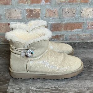 UGG Women's Mini Bailey Button Bling Boots